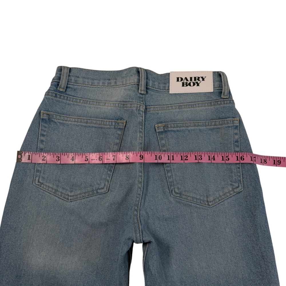 Dairy Boy Light Wash MidRise Straight Leg Blue Denim Jeans Size 23 Paige Lorenze - Picture 6 of 9